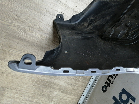 Фотография детали AA044978; Бампер задний; без паркт. (6410D498ZZ) для Mitsubishi ASX I рест.2 (2016- 2019)/БУ; Оригинал; Р1, Мелкий дефект; . Фото номер 7