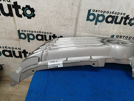 AA029990; Решетка радиатора (53101-33370) для Toyota Camry 50 (2012 — 2014)/БУ; Оригинал; Р2, Удовлетворительное; 