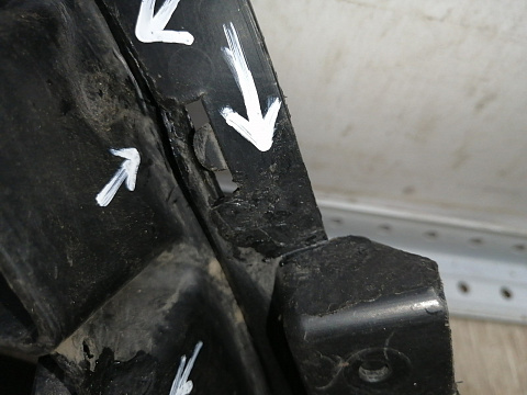 Фотография детали AA045451; Решетка переднего бампера (86522-3J200) для Hyundai IX55 (2008-2013)/БУ; Оригинал; Р1, Мелкий дефект; . Фото номер 12