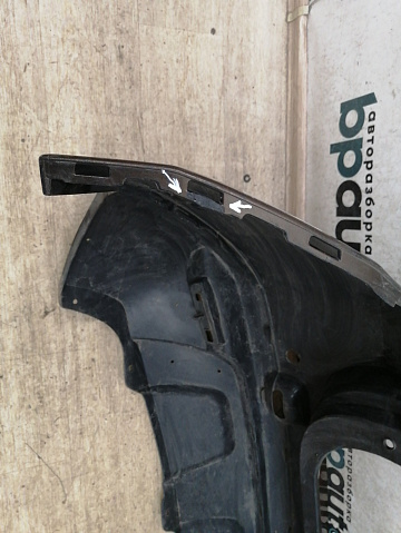 Фотография детали AA032713; Бампер задний; под паркт. (850225291R) для Renault Duster I (2011-2015)/БУ; Оригинал; Р1, Мелкий дефект; . Фото номер 17
