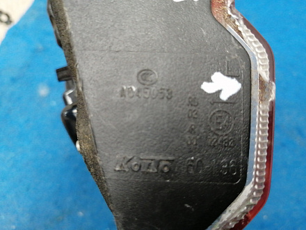 AA035394; Фонарь в крышку багажника левый (81591-60210) для Toyota Land Cruiser 200 (2008 — 2012)/БУ; Оригинал; Р1, Мелкий дефект; 