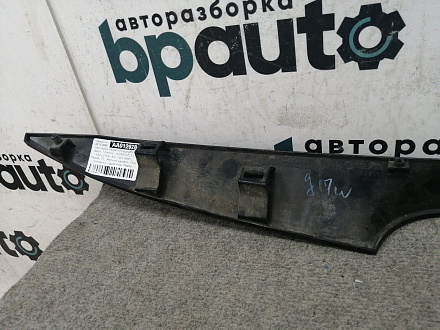 AA012928; Накладка решетки радиатора верх. пластик. (KD4950711) для Mazda CX-5 I (2011-2015)/БУ; Оригинал; Р1, Мелкий дефект; 