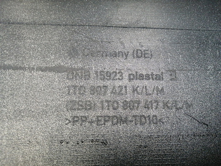 AA046227; Бампер задний; без паркт. (1T0807417K) для Volkswagen Touran II (2010-2015)/БУ; Оригинал; Р2, Удовлетворительное; 