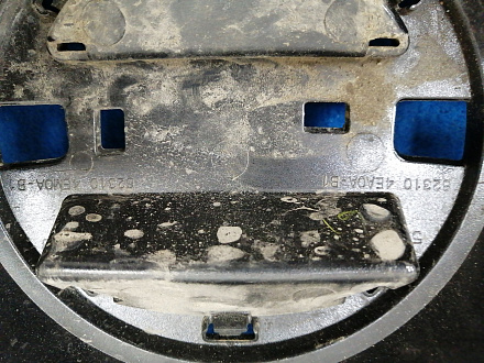 AA033813; Решетка радиатора; без камер. (62310-4EA0A) для Nissan Qashqai II (2014-2018)/БУ; Оригинал; Р2, Удовлетворительное; 