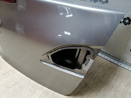 AA045239; Крышка багажника (BBY3-5261XB) для Mazda 3 BL/БУ; Оригинал; Р1, Мелкий дефект; (38P) Серый