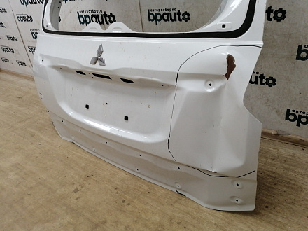 AA029863; Крышка багажника (5801B684) для Mitsubishi Pajero Sport III (2015-2020)/БУ; Оригинал; Р2, Удовлетворительное; 