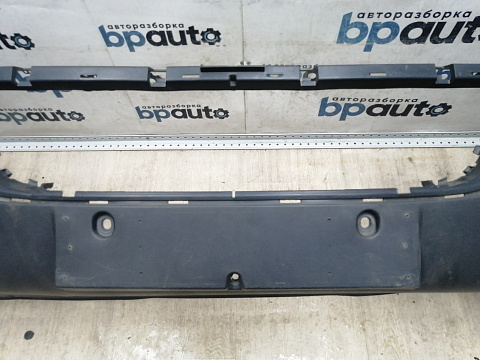 Фотография детали AA045734; Бампер передний; без паркт.; без омыват. (2E0807103) для Volkswagen Crafter (2006-2016)/БУ; Оригинал; Р1, Мелкий дефект; . Фото номер 4