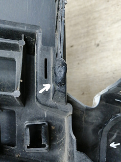 AA045519; Бампер передний; под паркт.; под омыват. (4L0 807 437 H) для Audi Q7 I рест. (2010-2015)/БУ; Оригинал; Р1, Мелкий дефект; 