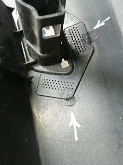 AA045677; Бампер передний, Sport-Style; без паркт.; под омыват. (5NU807221) для Volkswagen Tiguan I рест. (2011- 2016)/БУ; Оригинал; Р1, Мелкий дефект; 