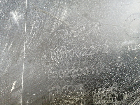 Фотография детали AA024024; Бампер задний (850220010R) для Renault Megane III 3D (2009-2012)/БУ; Оригинал; Р1, Мелкий дефект; . Фото номер 12