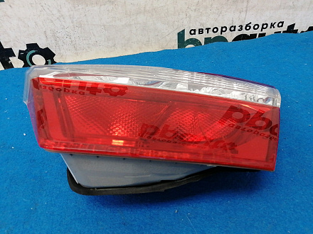 AA021265; Фонарь внутренний правый, в крышку баг. (81581-33220) для Toyota Camry 50 (2012 — 2014)/БУ; Оригинал; Р2, Удовлетворительное; 