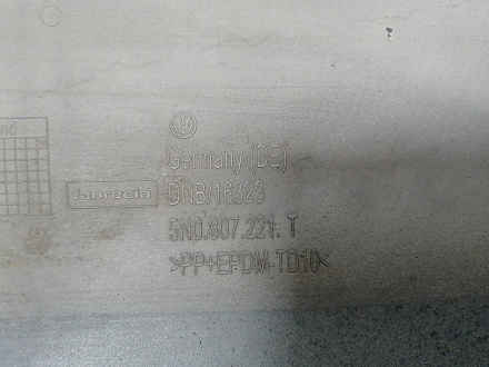 AA045968; Бампер передний, Track-Field; без паркт.; под омыват. (5N0807221T) для Volkswagen Tiguan I рест. (2011- 2016)/БУ; Оригинал; Р2, Удовлетворительное; 