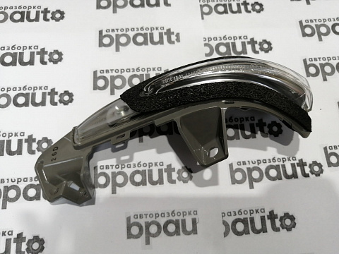 Фотография детали AA044647; Повторитель поворота в зеркало левый (81740-48020) для Lexus RX 450h/Нов; Оригинал; . Фото номер 2