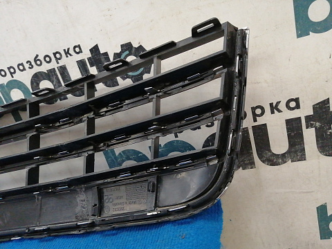 Фотография детали AA038724; Решетка переднего бампера (7P6853677A) для Volkswagen Touareg II (2010-2014)/БУ; Оригинал; Р2, Удовлетворительное; . Фото номер 15