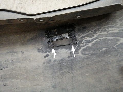 Фотография детали AA031352; Бампер передний; без паркт.; без омыват. (6400B500) для Mitsubishi Lancer X рест. (2011-2015)/БУ; Оригинал; Р2, Удовлетворительное; . Фото номер 17