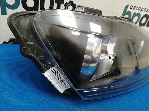 Фотография детали AA042406; Фара галоген правая (6RU941016) для Volkswagen Polo V Sedan (2010-2014)/БУ; Оригинал; Р1, Мелкий дефект; . Фото номер 2