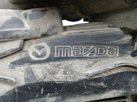 Фотография детали AA008182; Кронштейн ПТФ правый (GDK5-50C11) для Mazda 6 GH/БУ; Оригинал; Р0, Хорошее; . Фото номер 16