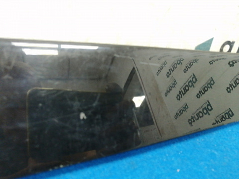 Фотография детали AA029320; Накладка на стойку двери передняя левая (82250-2W000) для Hyundai/БУ; Оригинал; Р1, Мелкий дефект; . Фото номер 3
