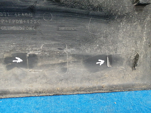 Фотография детали AA035360; Накладка задней левой двери (82871-4EA0A) для Nissan Qashqai/БУ; Оригинал; Р1, Мелкий дефект; . Фото номер 7