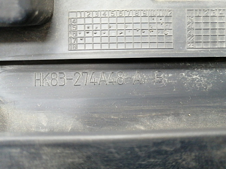 AA017752; Накладка на дверь задняя правая (HK83-274A48) для Jaguar F-Pace I (2016-2020)/БУ; Оригинал; Р1, Мелкий дефект; 