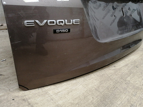 Фотография детали AA033957; Крышка багажника (K8D2-40010-AD) для Land Rover Range Rover Evoque II (2019- н.в.)/БУ; Оригинал; Р2, Удовлетворительное; . Фото номер 9