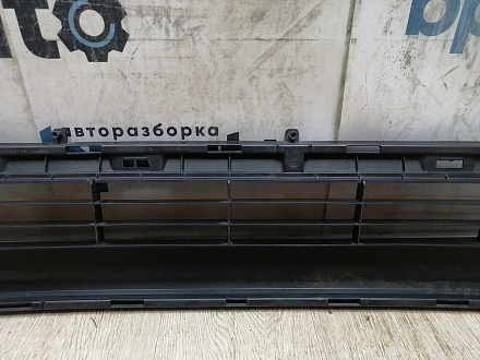 AA045104; Решетка переднего бампера (53102-48030) для Toyota Highlander II рест. (2010 - 2013)/БУ; Оригинал; Р1, Мелкий дефект; 