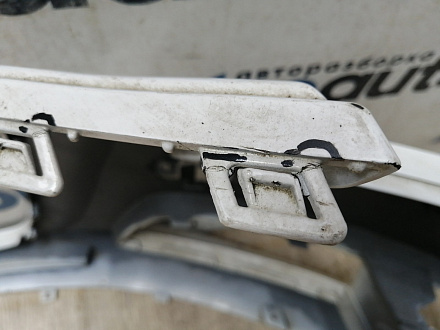 BA000156; Бампер передний; без паркт.; под омыват. (8P0 807 437 H) для Audi A3 8P/БУ; Оригинал; Р1, Мелкий дефект; 