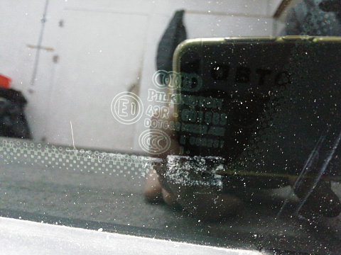Фотография детали AA007005; Стекло заднего правого крыла (4L0845300) для Audi Q7/БУ; Оригинал; Р0, Хорошее; . Фото номер 4