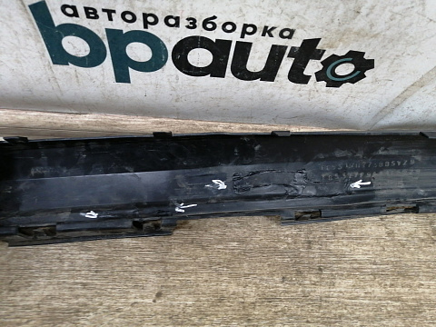 Фотография детали AA027271; Бампер задний нижняя часть (FB53-17F954-AE) для Ford Explorer V рест. (2015-2018)/БУ; Оригинал; Р1, Мелкий дефект; . Фото номер 11