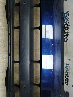 AA045884; Бампер передний; под паркт.; под омыват. (HY32-17F003-AAW) для Land Rover Discovery V L462 (2017 - 2020)/БУ; Оригинал; Р1, Мелкий дефект; 