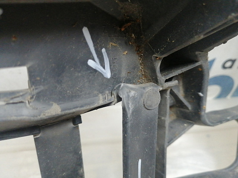 Фотография детали AA045499; Кронштейн , каркас переднего бампера правый (A2048854265) для Mercedes-Benz C-klasse III рест. (W204) (2011-2015)/БУ; Оригинал; Р1, Мелкий дефект; . Фото номер 18