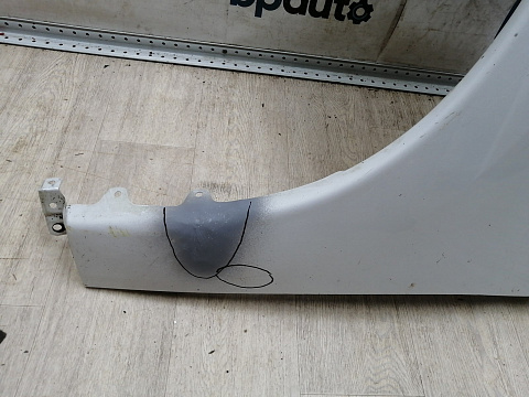 Фотография детали BA000302; Крыло левое, без повторителя, без расширителя (5220G975) для Mitsubishi Outlander/БУ; Оригинал; Р1, Мелкий дефект; . Фото номер 6