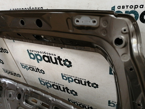 Фотография детали AA043228; Крышка багажника (67005-42430) для Toyota Rav4 40 (2013 — 2015)/БУ; Оригинал; Р2, Удовлетворительное; . Фото номер 30