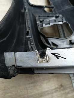 AA045677; Бампер передний, Sport-Style; без паркт.; под омыват. (5NU807221) для Volkswagen Tiguan I рест. (2011- 2016)/БУ; Оригинал; Р1, Мелкий дефект; 