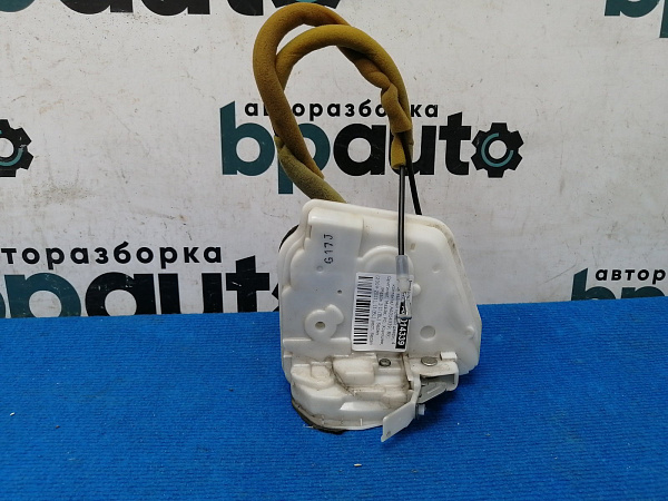 Замок задней правой двери, 4 контакта Мазда 3 II BL рест. Sedan 2011-2013, б/у, фото 1