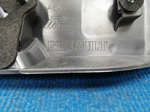 Фотография детали AA036489; Накладка на крышку багажника (848105724R) для Renault Duster/Нов; Оригинал; . Фото номер 6