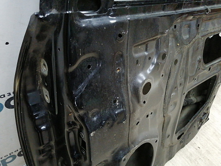 AA044422; Дверь передняя правая, с отв. под молдинг (67001-60850) для Toyota Land Cruiser 200 рест.2 (2015 - 2021)/БУ; Оригинал; Р2, Удовлетворительное; 