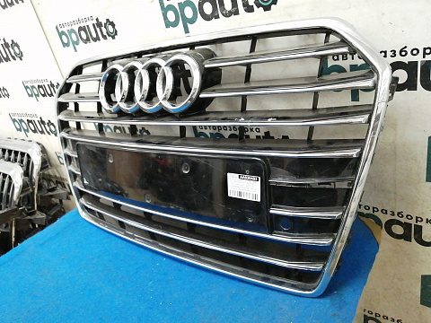 Фотография детали AA030403; Решётка радиатора; под паркт. (4G0 853 651 AE) для Audi A6 IV (C7) рест. Sedan (2014-н.в.)/БУ; Оригинал; Р2, Удовлетворительное; . Фото номер 3