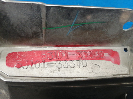 AA029990; Решетка радиатора (53101-33370) для Toyota Camry 50 (2012 — 2014)/БУ; Оригинал; Р2, Удовлетворительное; 