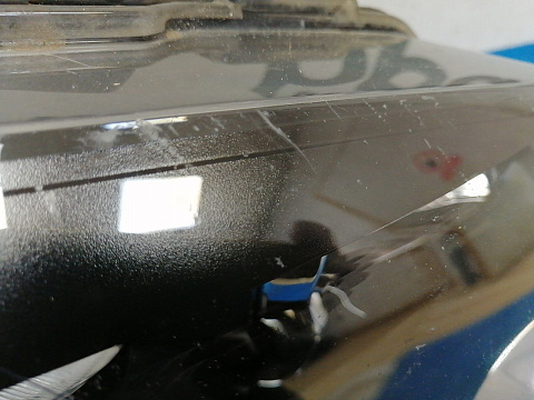 Фотография детали AA042406; Фара галоген правая (6RU941016) для Volkswagen Polo V Sedan (2010-2014)/БУ; Оригинал; Р1, Мелкий дефект; . Фото номер 5