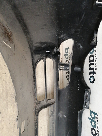 Фотография детали AA001261; Бампер передний, Carrera; без паркт.; под омыват. (99750531100) для Porsche 911 VI (997) (2004-2008)/БУ; Оригинал; Р1, Мелкий дефект; . Фото номер 24