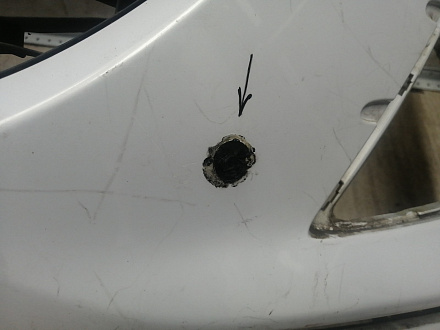 AA045772; Бампер передний; без паркт.; под омыват. (BCW8-50031) для Mazda 3 BL/БУ; Оригинал; Р1, Мелкий дефект; 