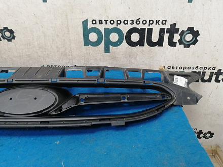 AA034650; Решетка радиатора (86351-1R000) для Hyundai Solaris/БУ; Оригинал; Р2, Удовлетворительное; 