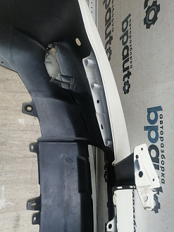 AA045980; Бампер передний; под паркт.; под омыват. (52119-60E01) для Toyota Land Cruiser Prado 150 (2010 — 2013)/БУ; Оригинал; Р1, Мелкий дефект; 