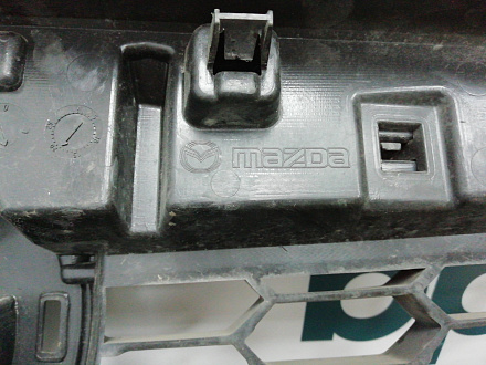 AA007853; Решетка радиатора (KD45-50712) для Mazda CX-5 I (2011-2015)/БУ; Оригинал; Р2, Удовлетворительное; 