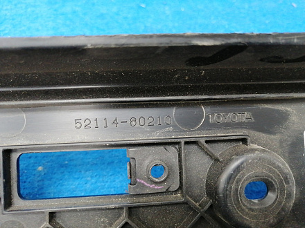 AA015581; Площадка под номер (52114-60210) для Toyota Land Cruiser Prado 150 рест. (2013 — 2017)/БУ; Оригинал; Р0, Хорошее; 