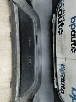 AA045613; Бампер задний; без паркт. (86611-4L200) для Hyundai Solaris I HB (2010- 2014)/БУ; Оригинал; Р1, Мелкий дефект; 