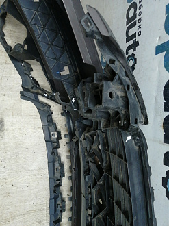 AA045518; Бампер передний; под паркт.; под омыват. (4L0 807 437 H) для Audi Q7 I рест. (2010-2015)/БУ; Оригинал; Р1, Мелкий дефект; 