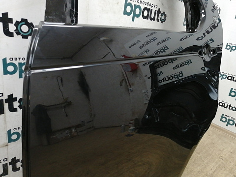 Фотография детали AA022421; Дверь задняя левая (LR080198) для Land Rover Discovery/БУ; Оригинал; Р0, Хорошее; (PAB, 820) Черный перлам.. Фото номер 3