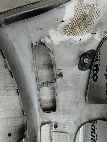 Фотография детали AA045932; Бампер передний; под паркт.; под омыват. (13288286) для Opel Insignia/БУ; Оригинал; Р2, Удовлетворительное; . Фото номер 27